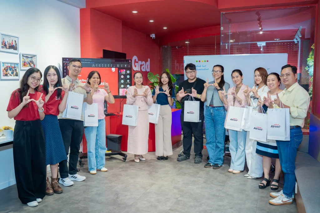 Buổi workshop chia sẻ kinh nghiệm học MBA Golden Gate University giữa Alumni Nguyễn Thị Kim Thúy - Planning and Marketing Manager tại City International Hospital và các học viên mới của upGrad